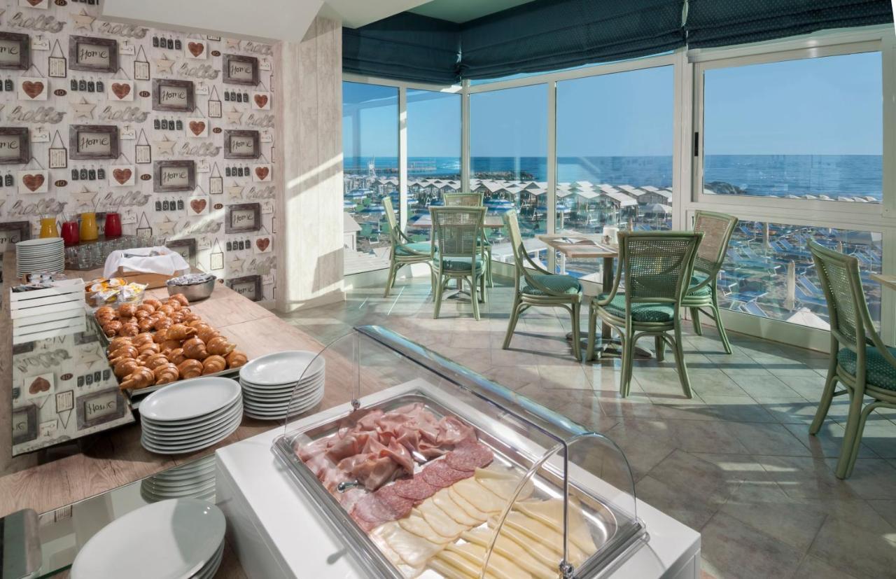 Hotel International Direttamente Sulla Sabbia มิซาโน อาดรีอาติโก ภายนอก รูปภาพ