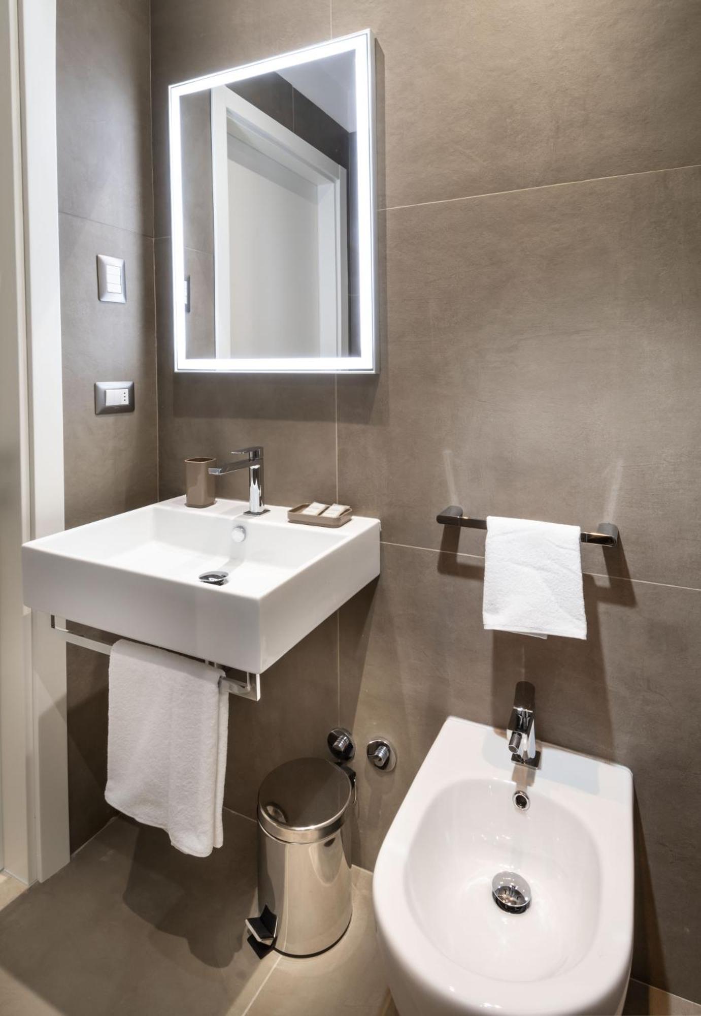 Hotel International Direttamente Sulla Sabbia มิซาโน อาดรีอาติโก ภายนอก รูปภาพ